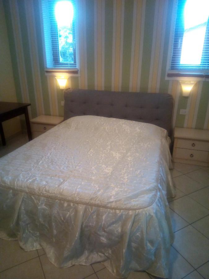 Antico Sempione Glicine Apartment กันโนบีโอ ภายนอก รูปภาพ